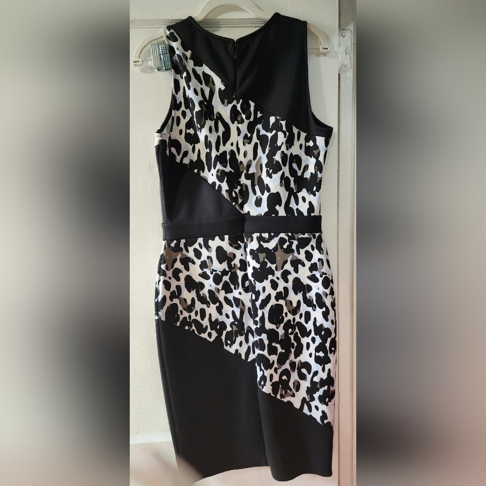 Black and White Asymmetrical Sheath Dress Cocktail - Picture 4 of 5